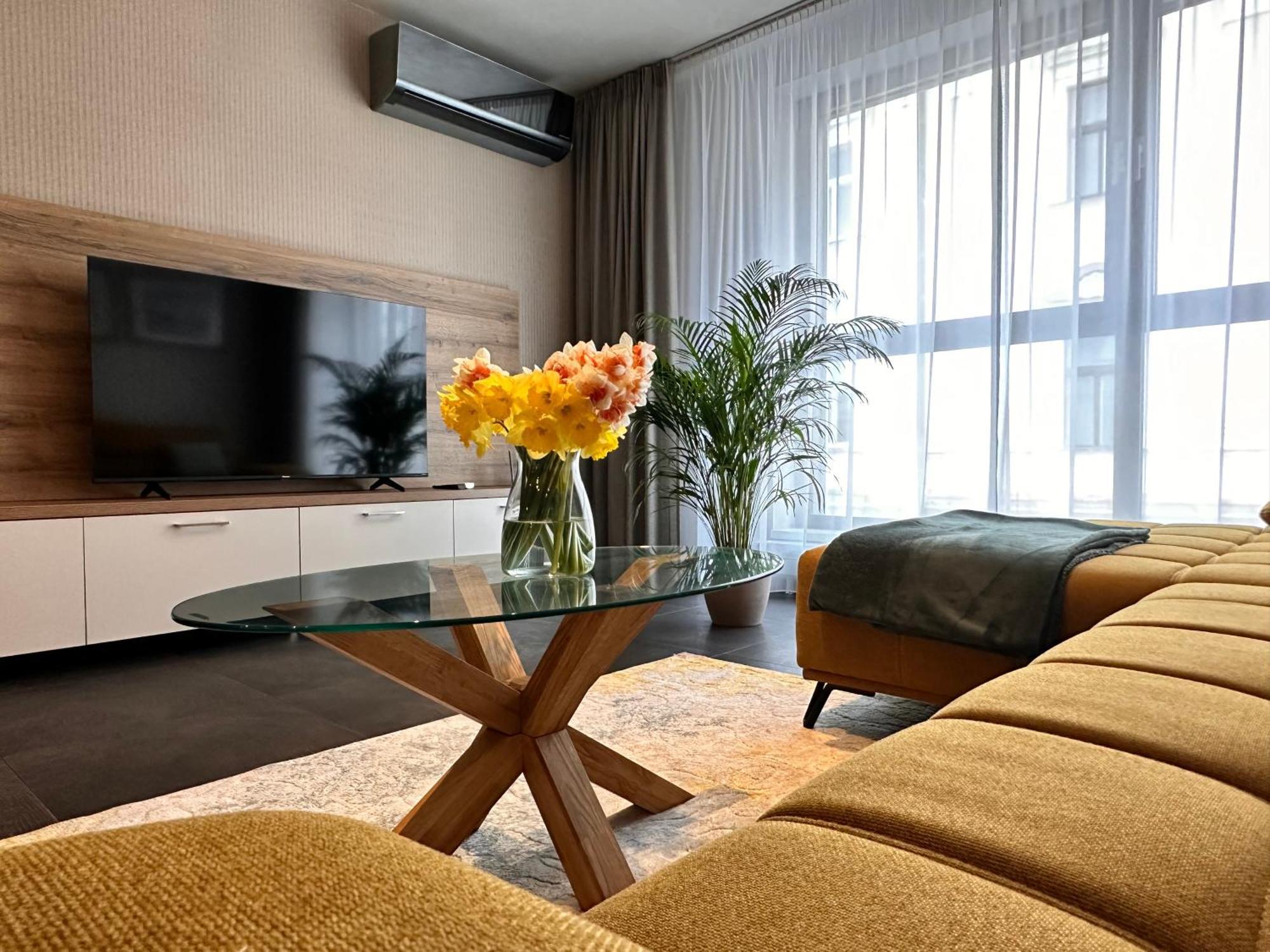 Apartman Leonardo - City Center Trnava Exterior photo