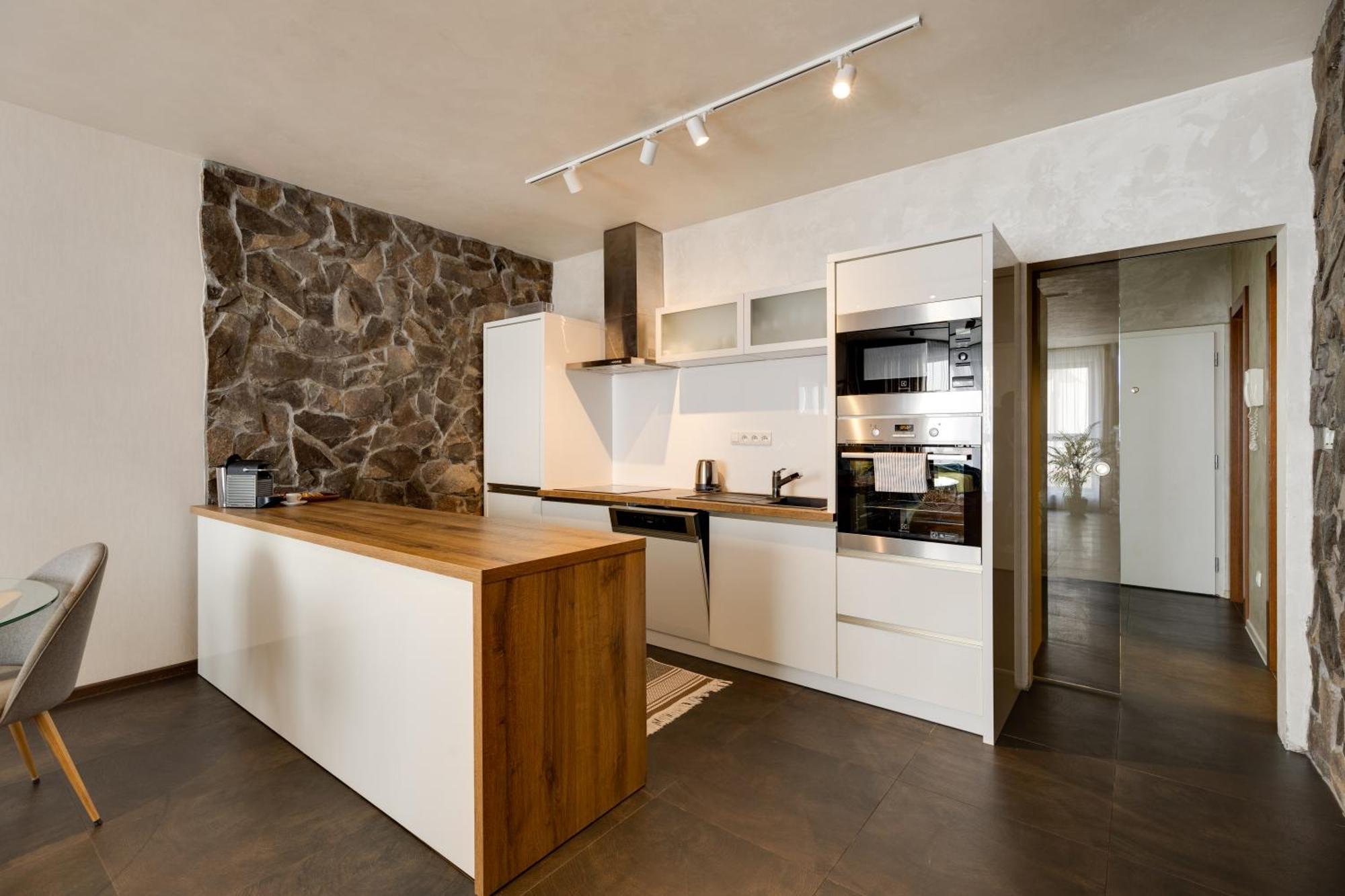 Apartman Leonardo - City Center Trnava Exterior photo