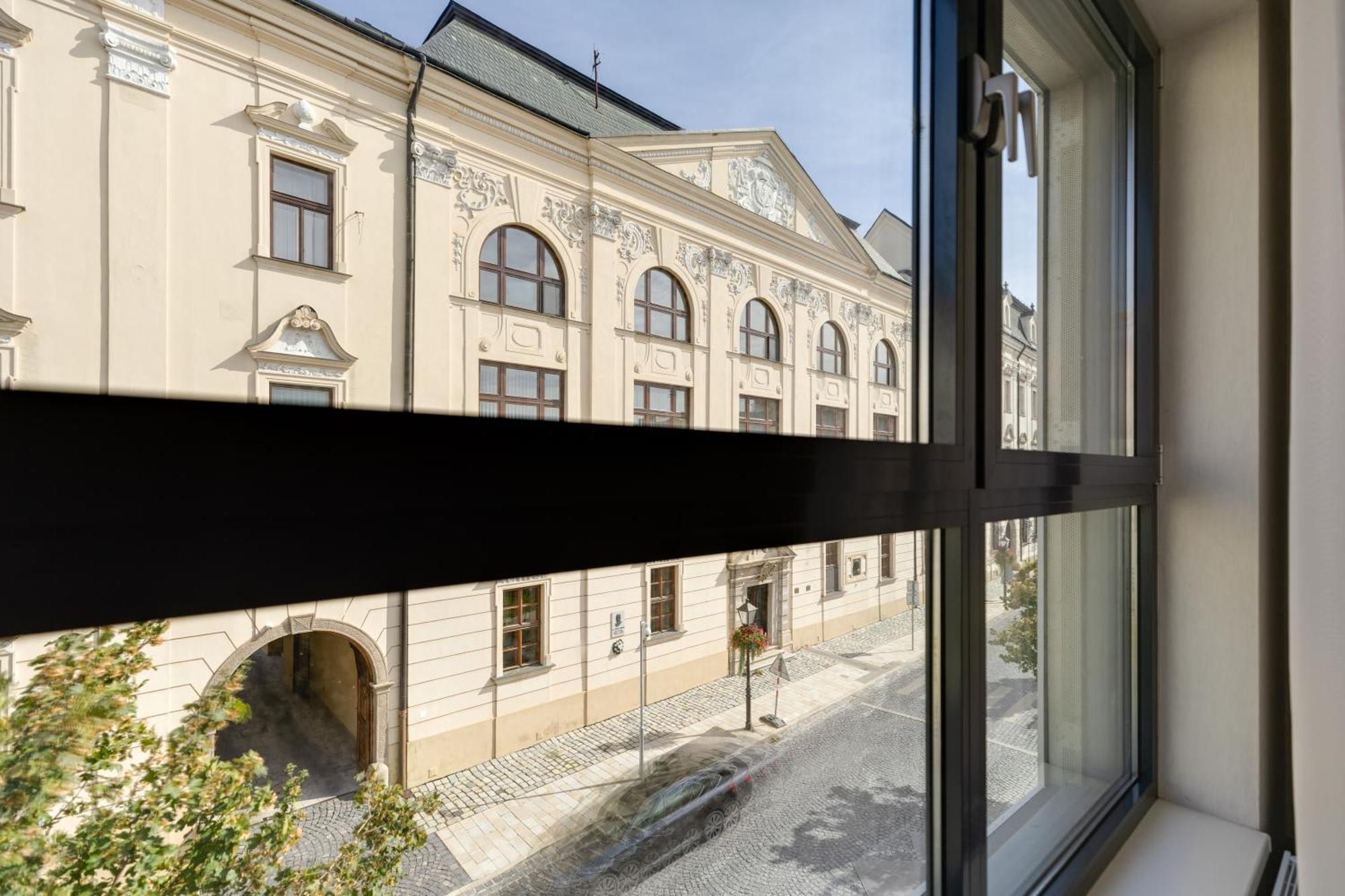 Apartman Leonardo - City Center Trnava Exterior photo